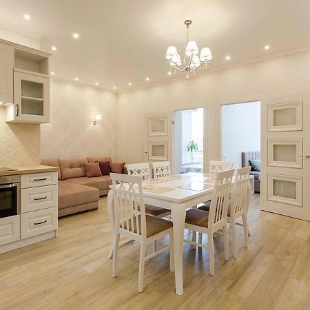 2-Roomed Apartment With Living Room 오데사 외부 사진