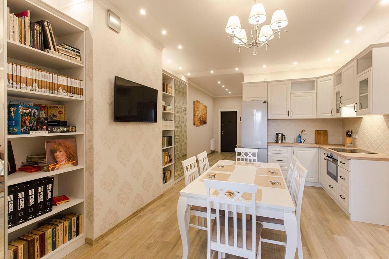 2-Roomed Apartment With Living Room 오데사 외부 사진